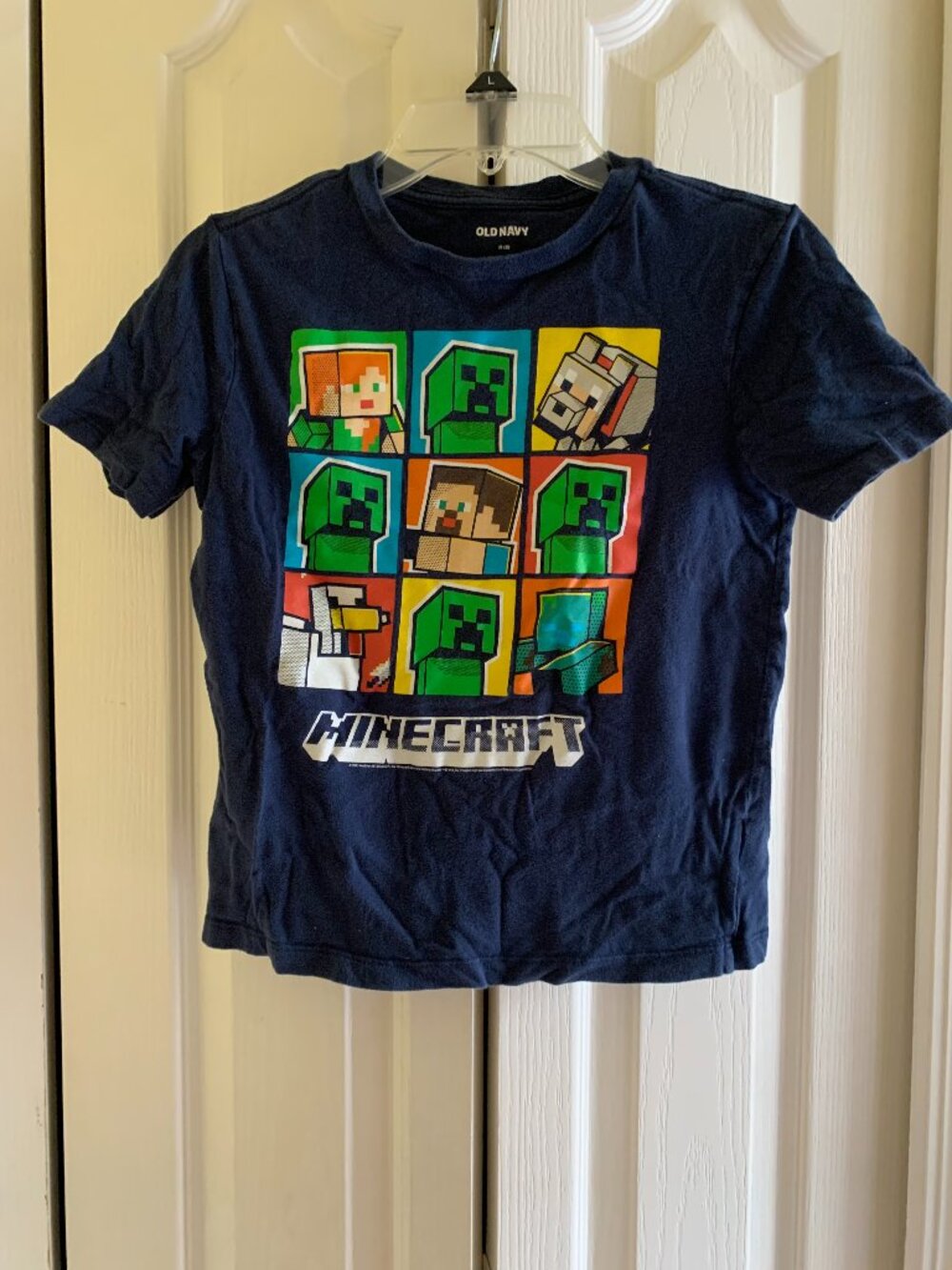 Old Navy Minecraft Graphic Tee - Size M